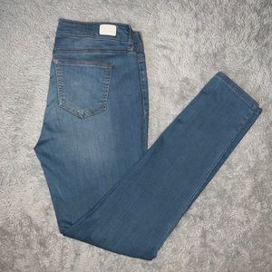 Celebrity pink skinny jeans